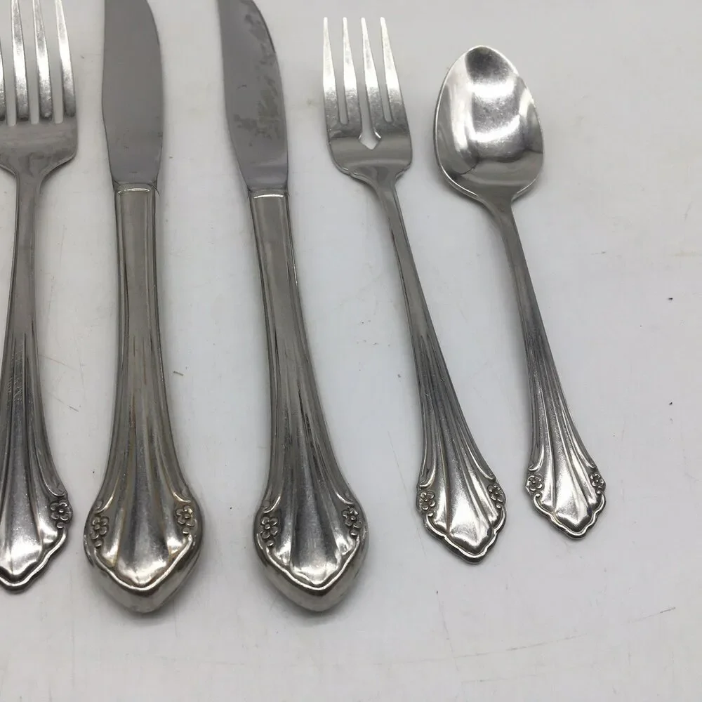 1881 Rogers Oneida BITTERSWEET REPOSE Set Of 8 Dinner Forks Teaspoon Knife Salad